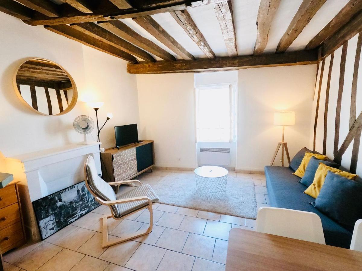 شقة Fontainebleau Rue Grande - Chez Alexis المظهر الخارجي الصورة